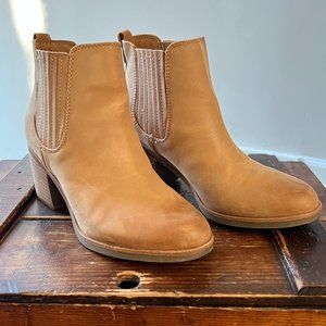Sofft Leather Caramel Ankle Boots Size 8.5